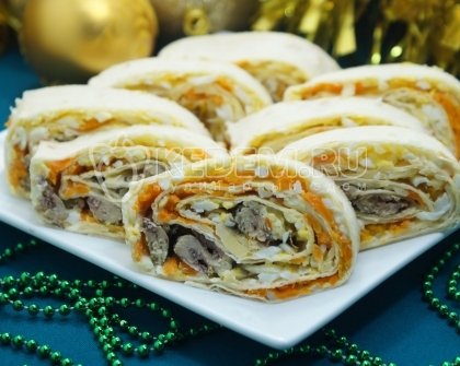 Рулет из лаваша со шпротами
