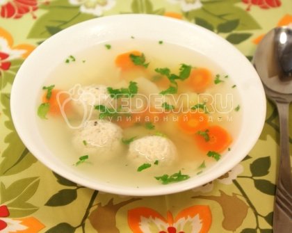 Суп с куриными тефтелями