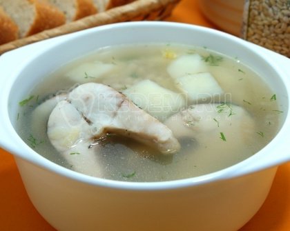 Уха с перловкой
